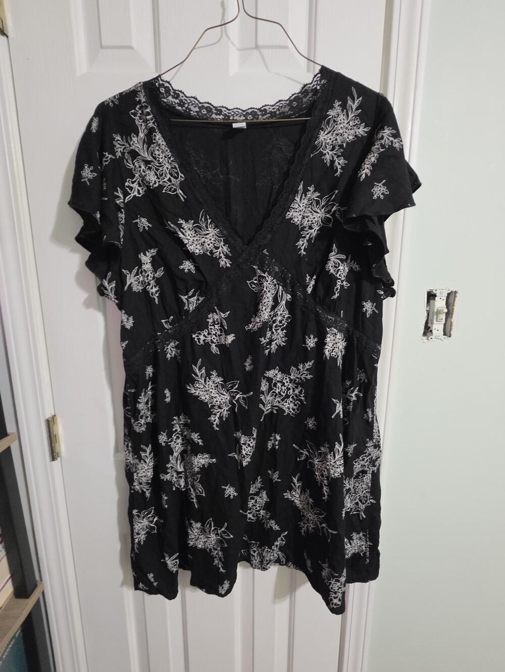 Old Navy V Neck Dress